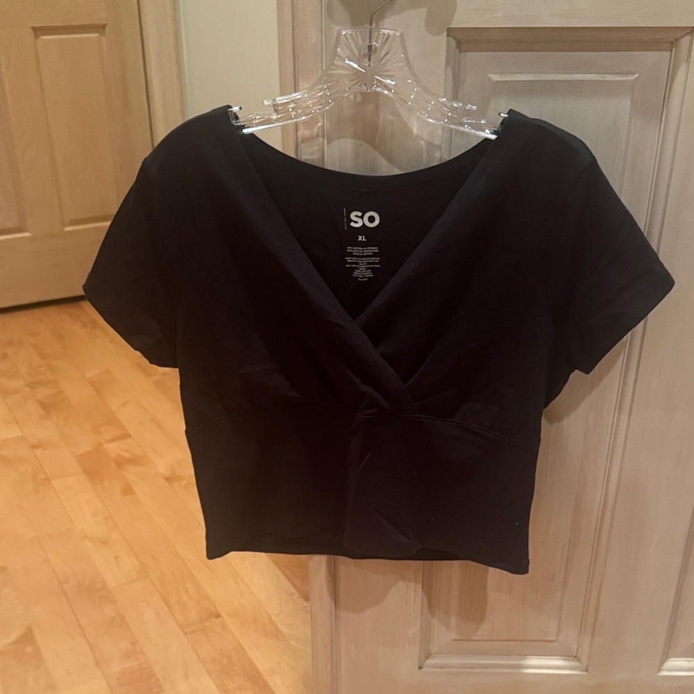 SO Women's Black Wrap Crop Top
